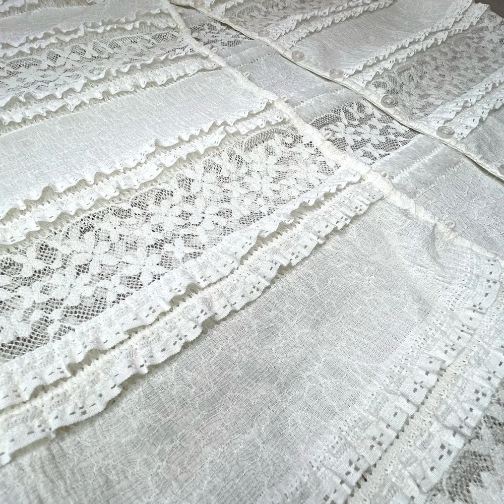 And Now This White Lace Button-Down Shirt Short Sleeve Women's Size L - Picture 5 of 7